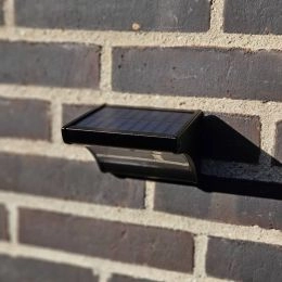 Nordlight solcellsvägglampa (svart) - 