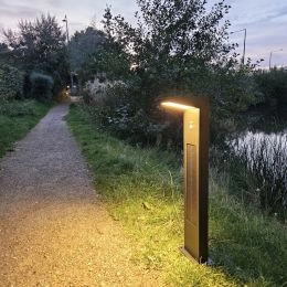 Arwind PRO solcellslampa med sensor (varmvitt ljus) - 